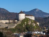 Tourbeginn mit Blick zur Festung Kufstein